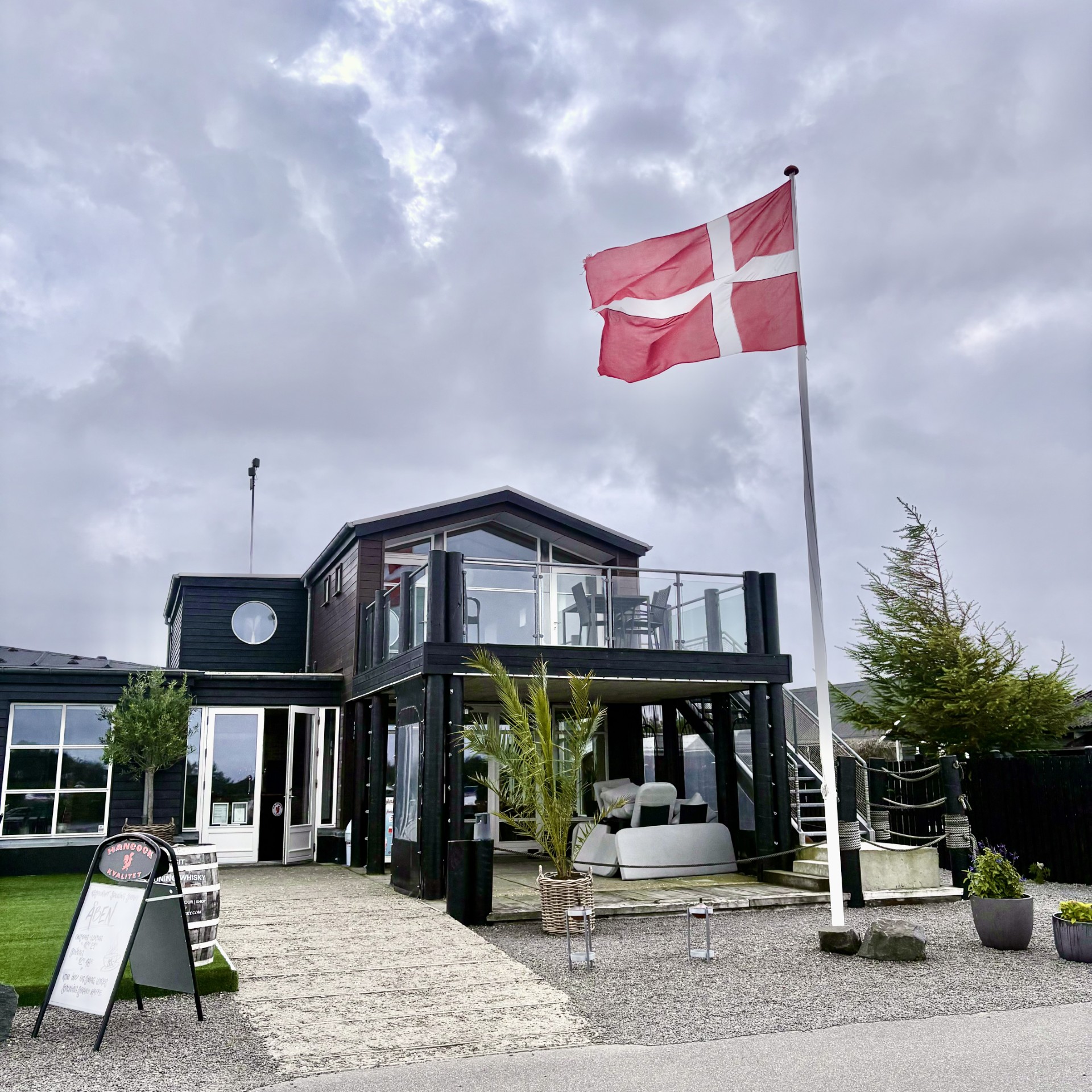 4. PITSTOP - Restaurant Stauning Strand